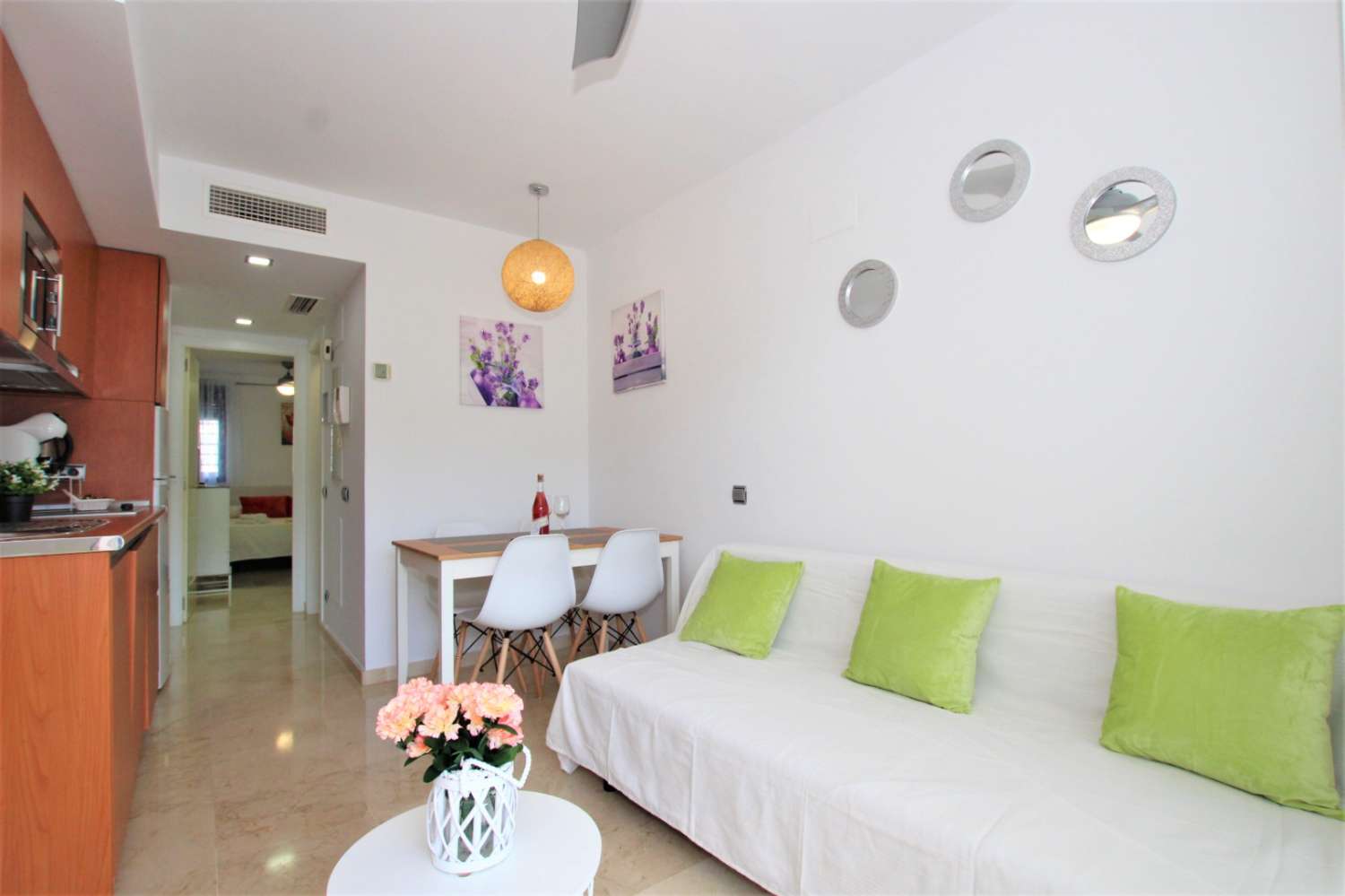 Se alquila desde 15/09/2026-31/05/2027 precioso apartamento a 200 metros de la playa en Benalmádena
