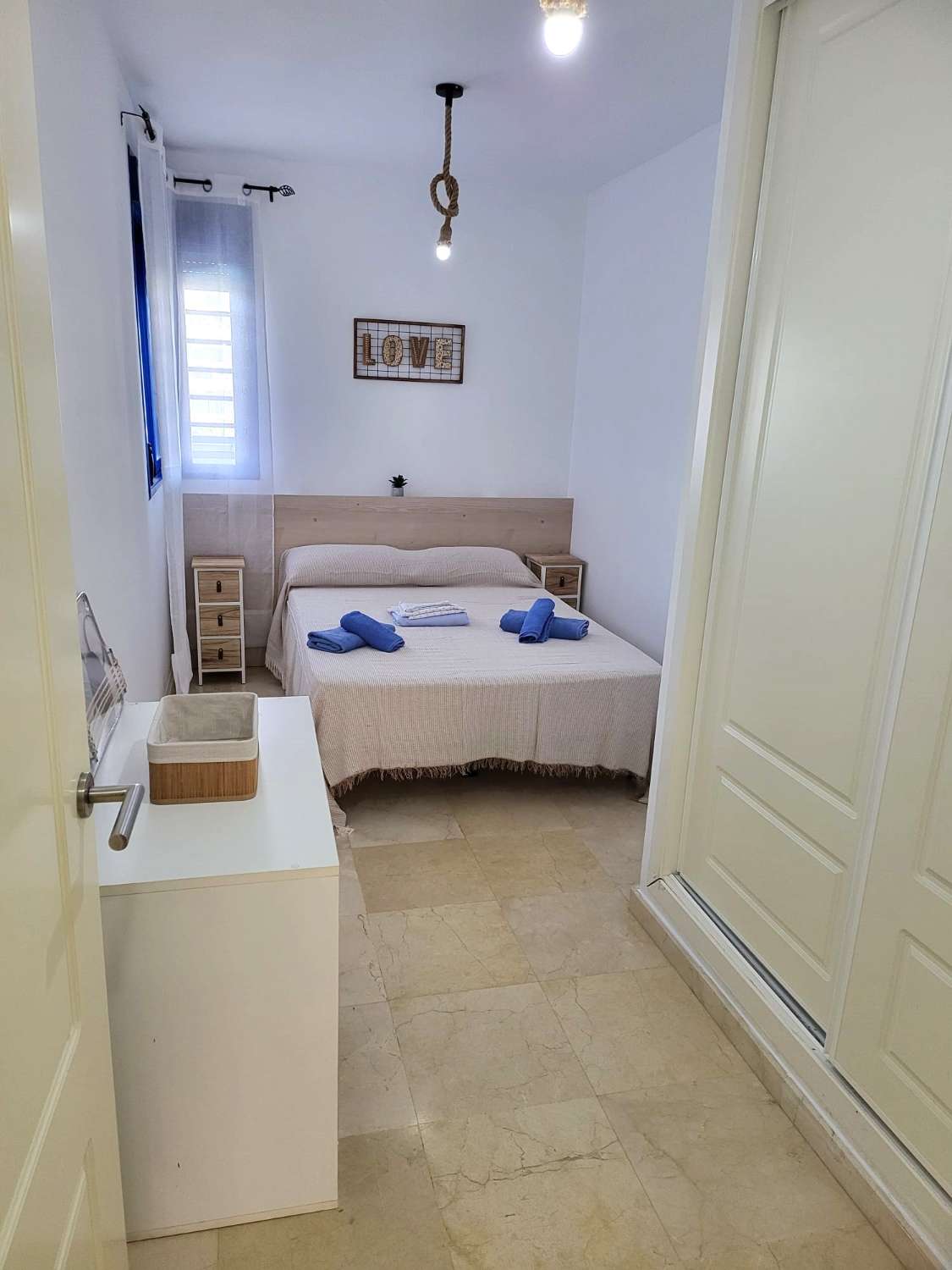 Se alquila desde 01/9/26 hasta el 30/6/2027 bonito apartamento en Benalmádena.