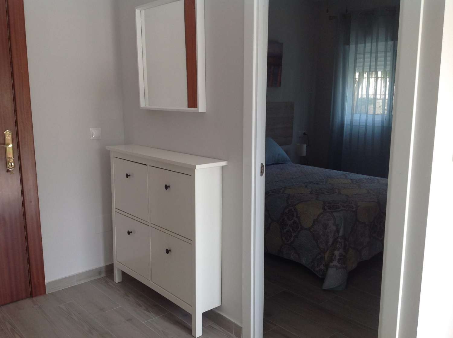 SE ALQUILA DESDE 1.9.26-15.6.27 BONITO APARTAMENTO A 100 METROS DE LA PLAYA EN BENALMADENA