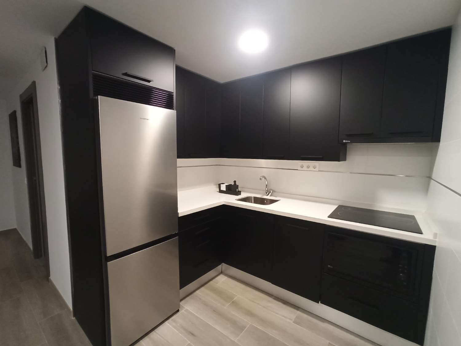 E ALQUILA HASTA 30.06.2026 Y DESDE 01/09/2026 HASTA 30/06/2027 APARTAMENTO A ESTRENAR CON VISTAS AL MAR EN ZONA SANTANGELO (ARROYO DE LA MIEL )