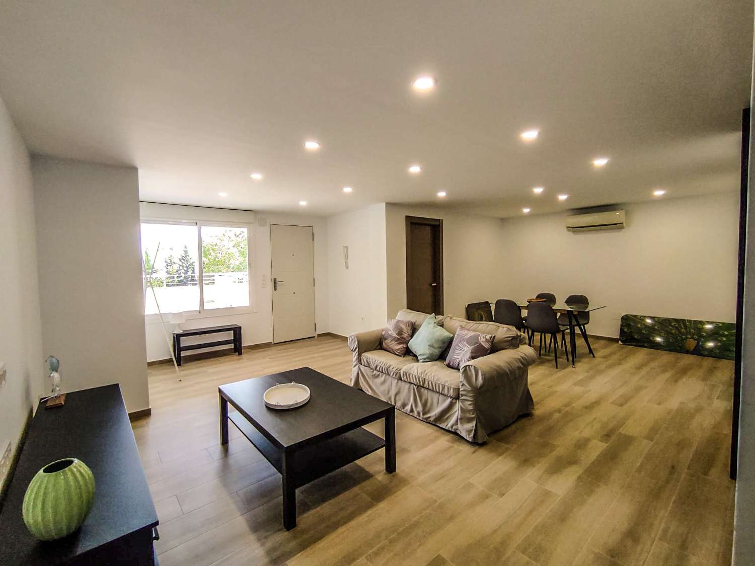 E ALQUILA HASTA 30.06.2026 Y DESDE 01/09/2026 HASTA 30/06/2027 APARTAMENTO A ESTRENAR CON VISTAS AL MAR EN ZONA SANTANGELO (ARROYO DE LA MIEL )