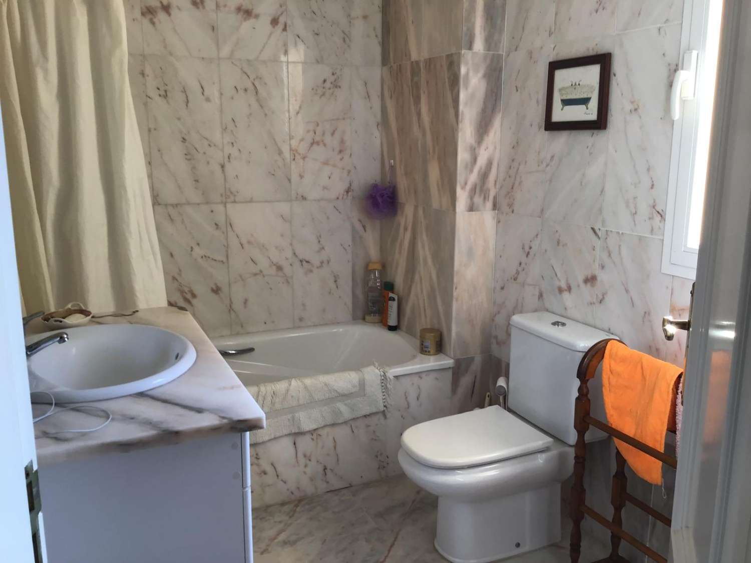 SE ALQUILA HASTA 30.6.26 Y DESDE 01/09/2026 - 30/06/2027 PRECIOSO APARTAMENTO CON VISTAS AL MAR EN MIJAS COSTA