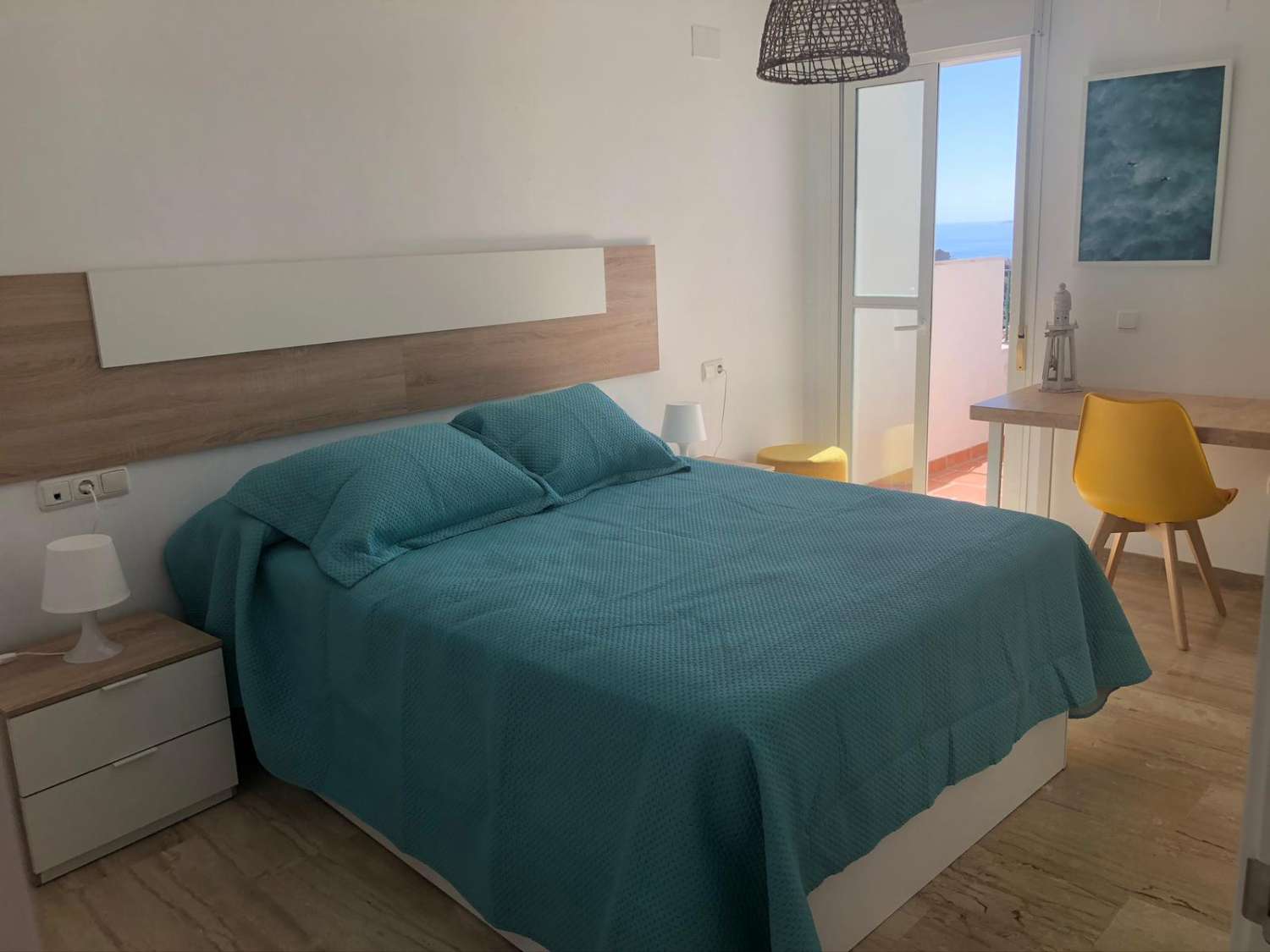 SE ALQUILA DESDE  1.9.26-30.6.27 PRECIOSO APARTAMENTO CON VISTAS AL MAR EN BENALMADENA