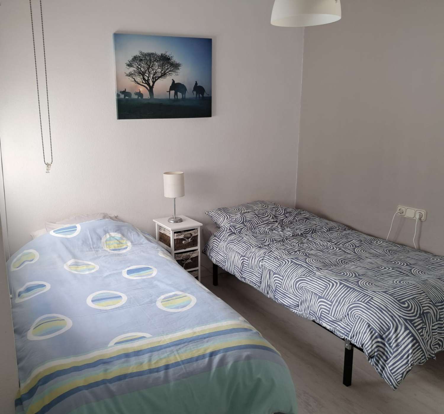 SE ALQUILA DE 1.10.26-30.06.27 BONITO APARTAMENTOCON VISTAS AL MAR EN CENTRO DE ARROYO DE LA MIEL