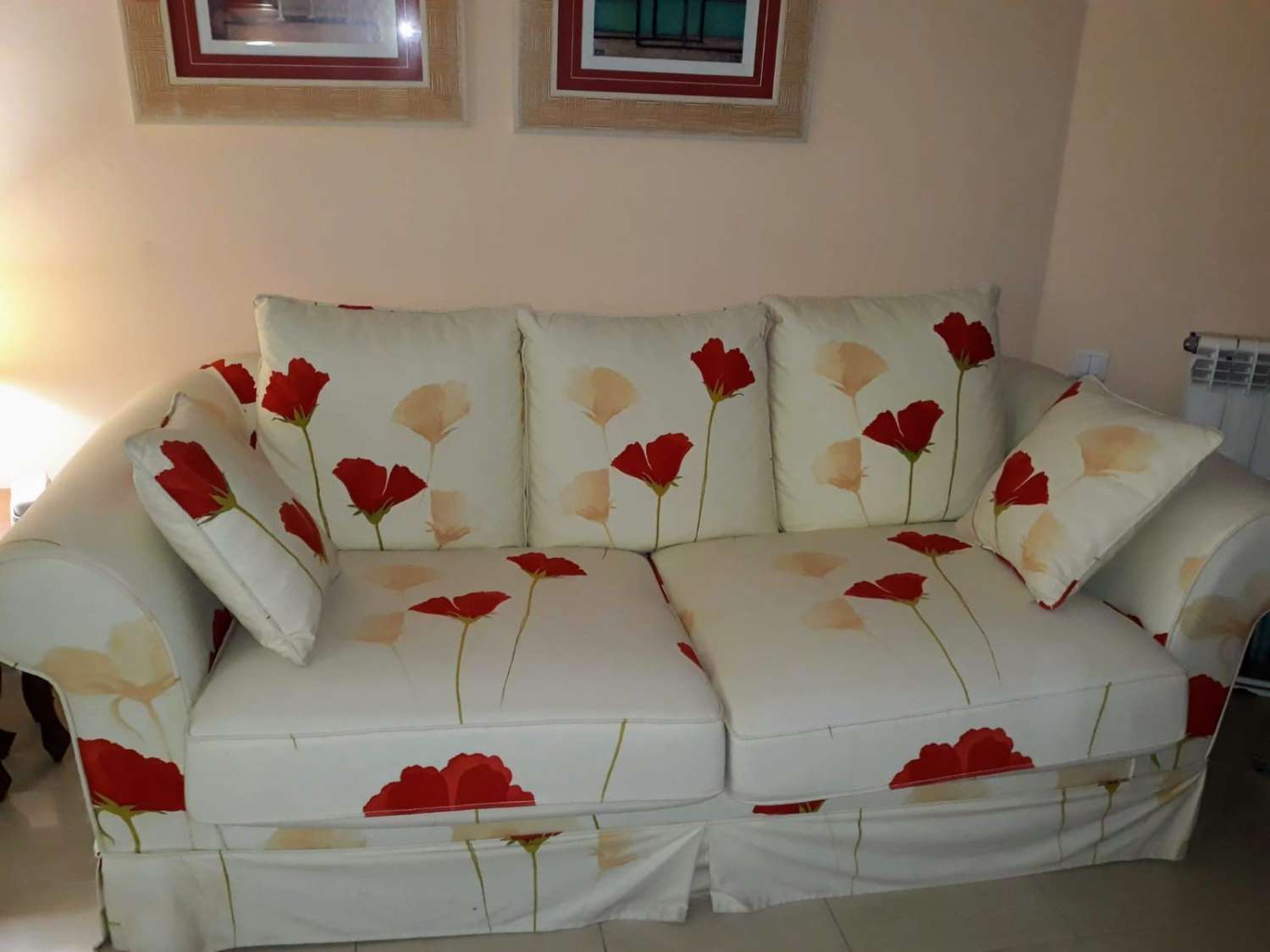 Se alquila hasta 31/05/2026 y desde 01/09/2026-30/06/2027 bonito apartamento en 1ª Linea de playa con vistas al mar y a Puerto Marina (Benalmádena)