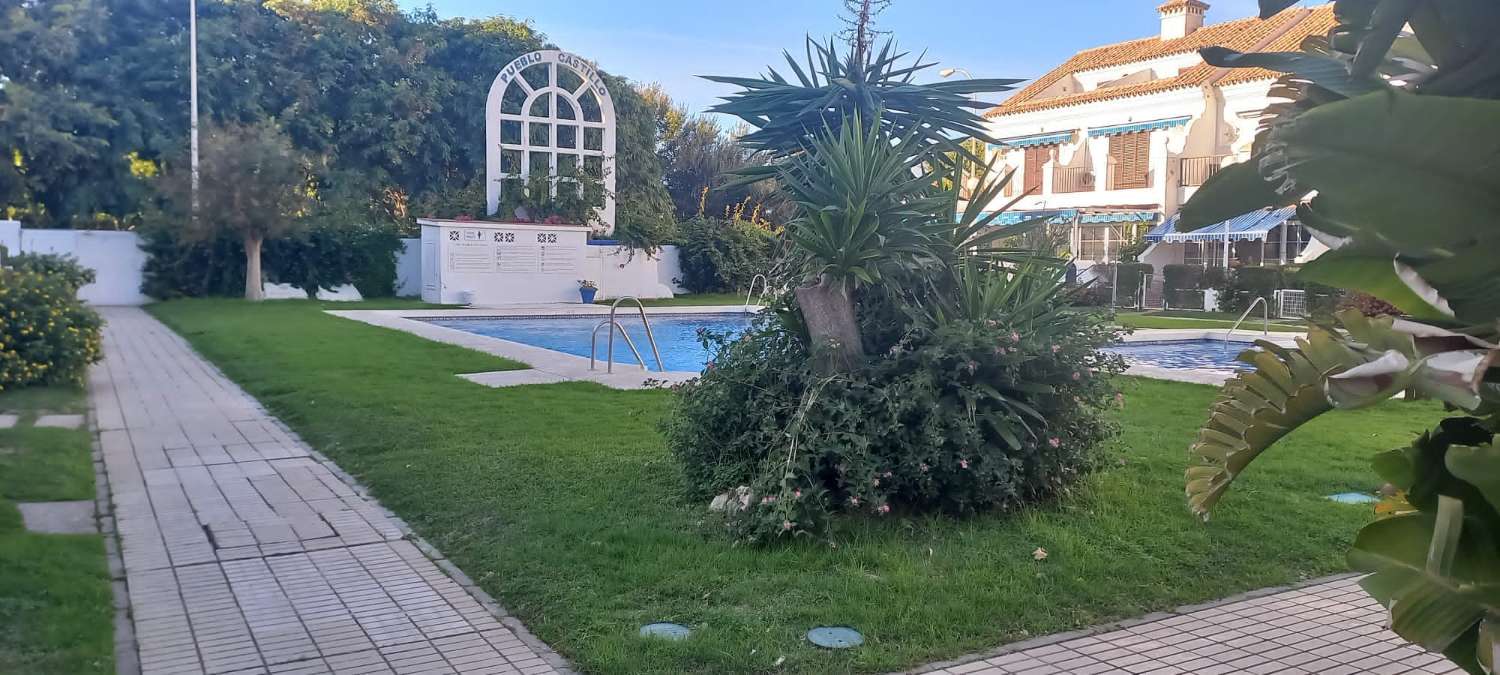 Pieni huoneisto myynnissä Zona Sohail (Fuengirola)