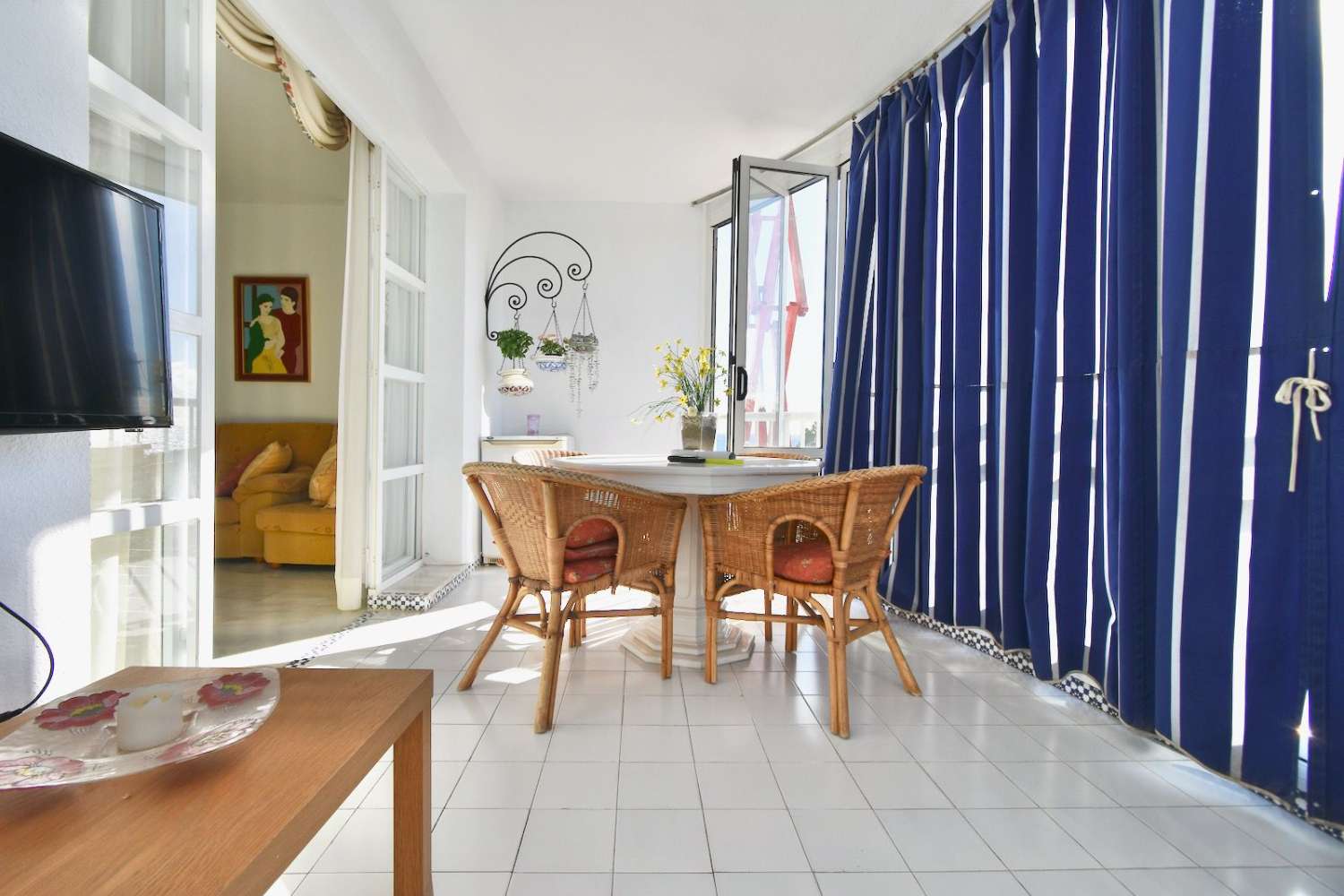 Pieni huoneisto myynnissä Zona Sohail (Fuengirola)