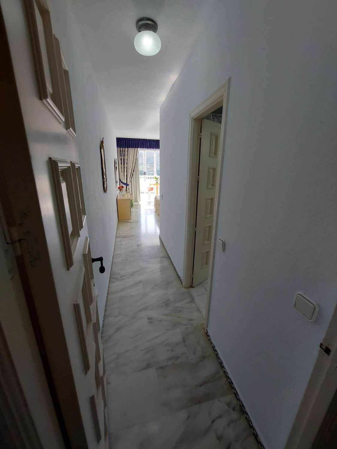 Pieni huoneisto myynnissä Zona Sohail (Fuengirola)