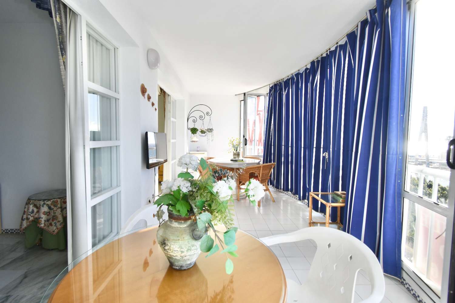 Pieni huoneisto myynnissä Zona Sohail (Fuengirola)