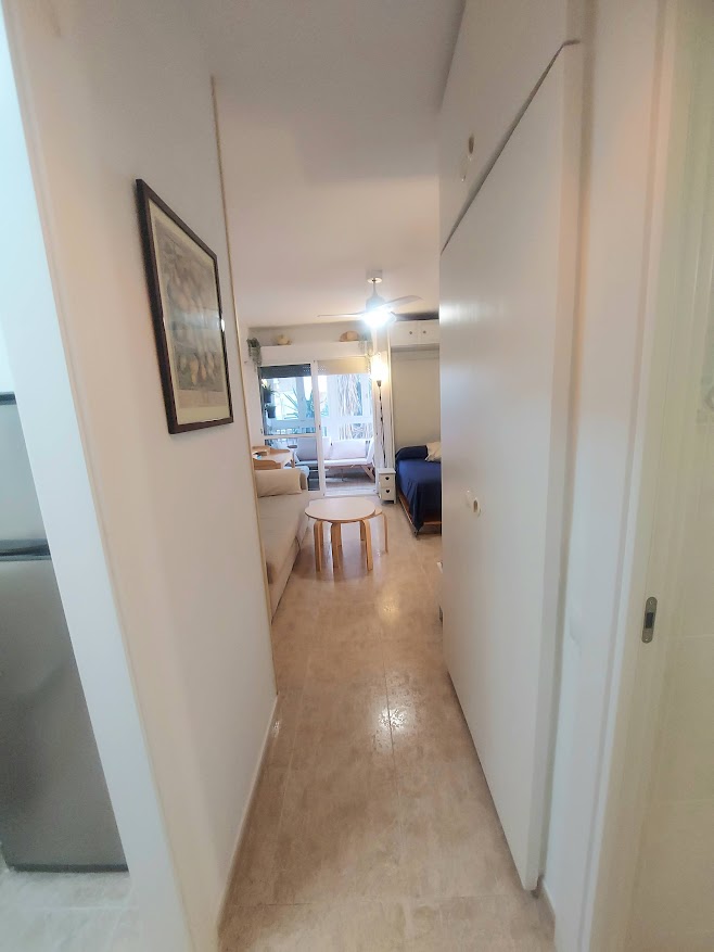 À LOUER DU 01/09/2026 AU 30/06/2027 BEL STUDIO À ARROYO DE LA MIEL (BÉNALDADENA)