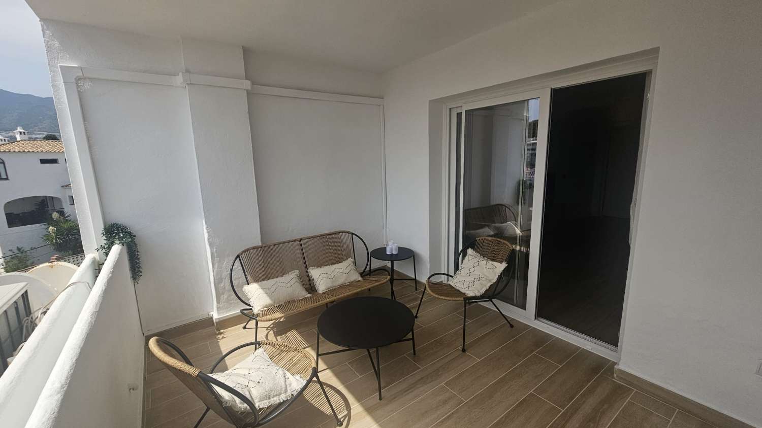 VUOKRATTAVISSA 4.3.26–30.6.26 JA 01.09.2026–30.06.2027 KAUNIS ASUNTO BENALMADENASSA