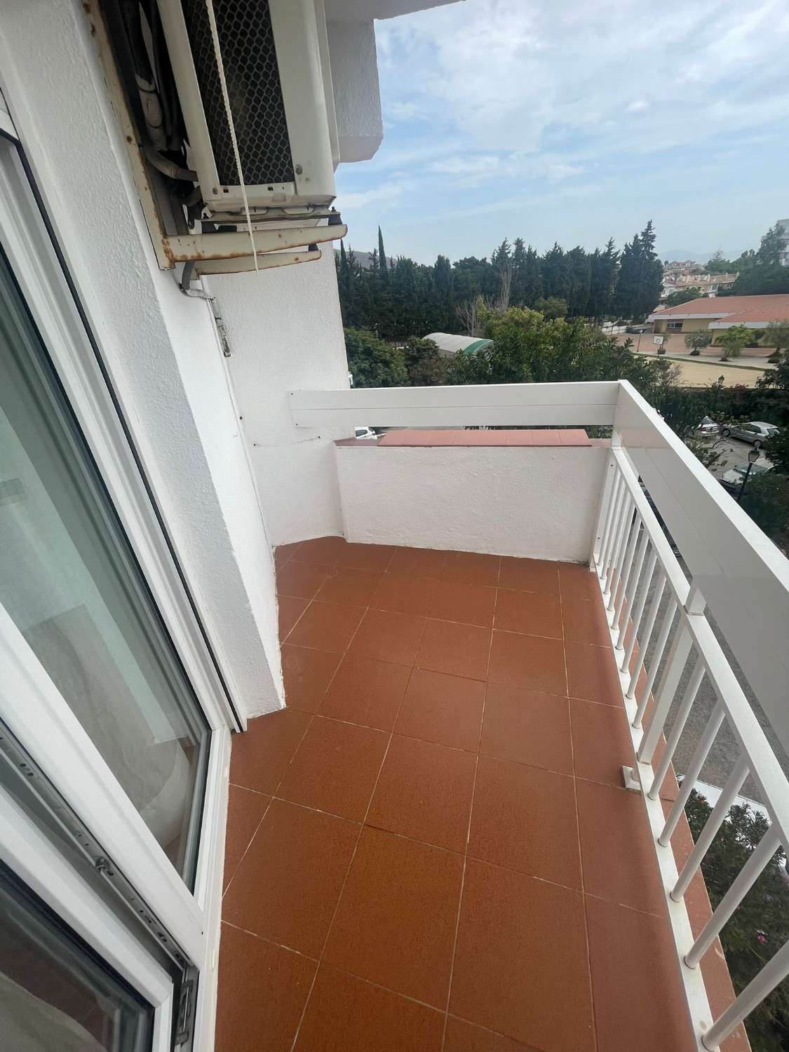 Pieni huoneisto kausiluonteinen Arroyo de la Miel (Benalmádena)