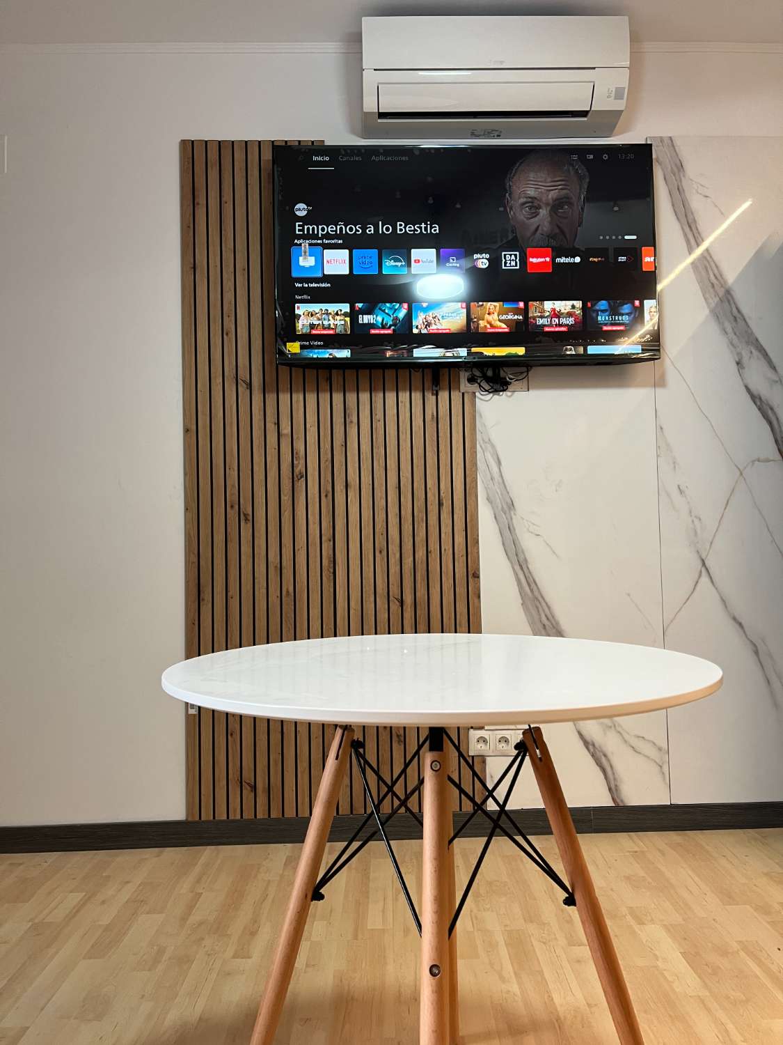 Petit Appartement saisonnière à Solymar - Puerto Marina (Benalmádena)