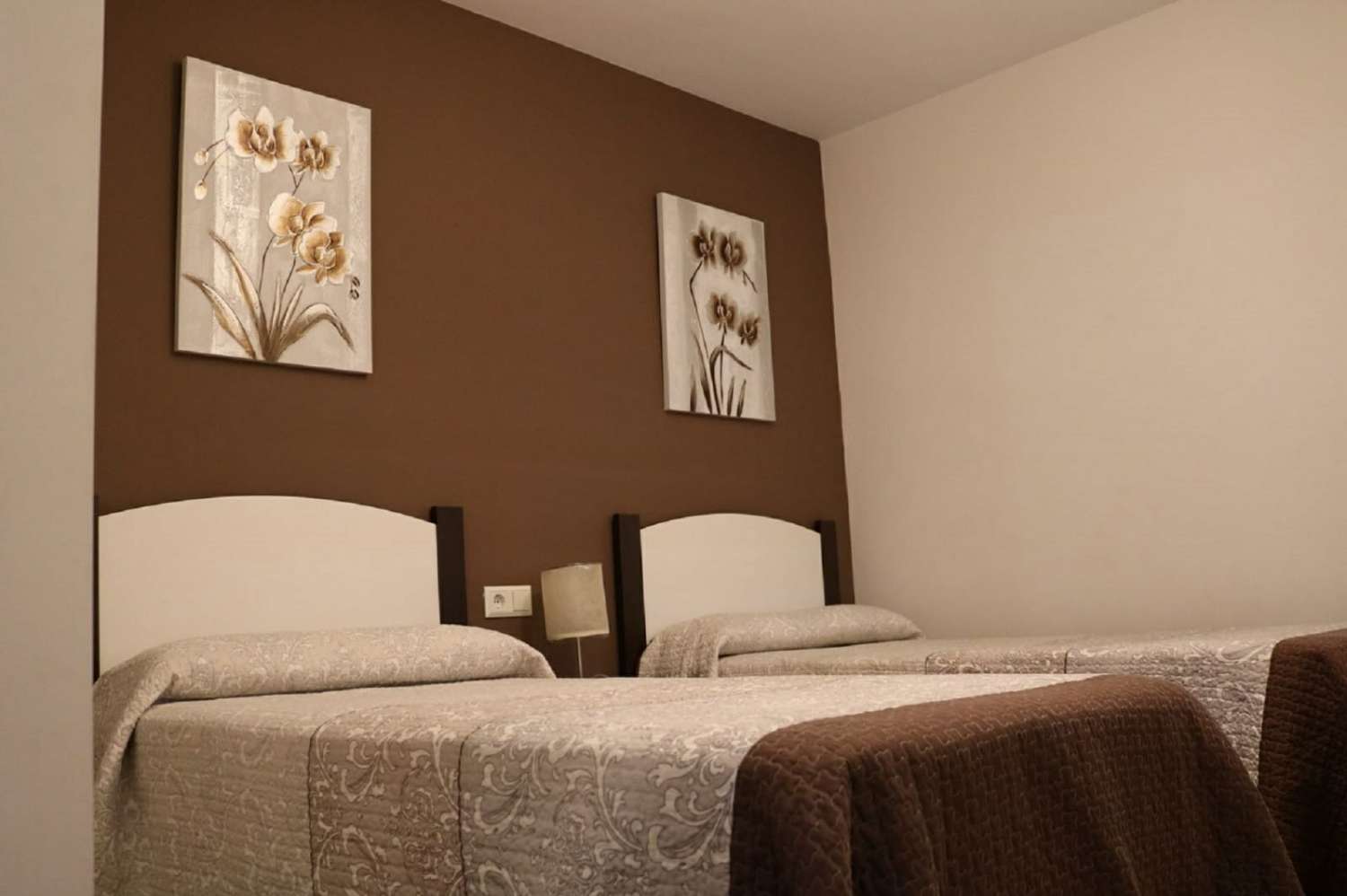 Petit Appartement saisonnière à Solymar - Puerto Marina (Benalmádena)