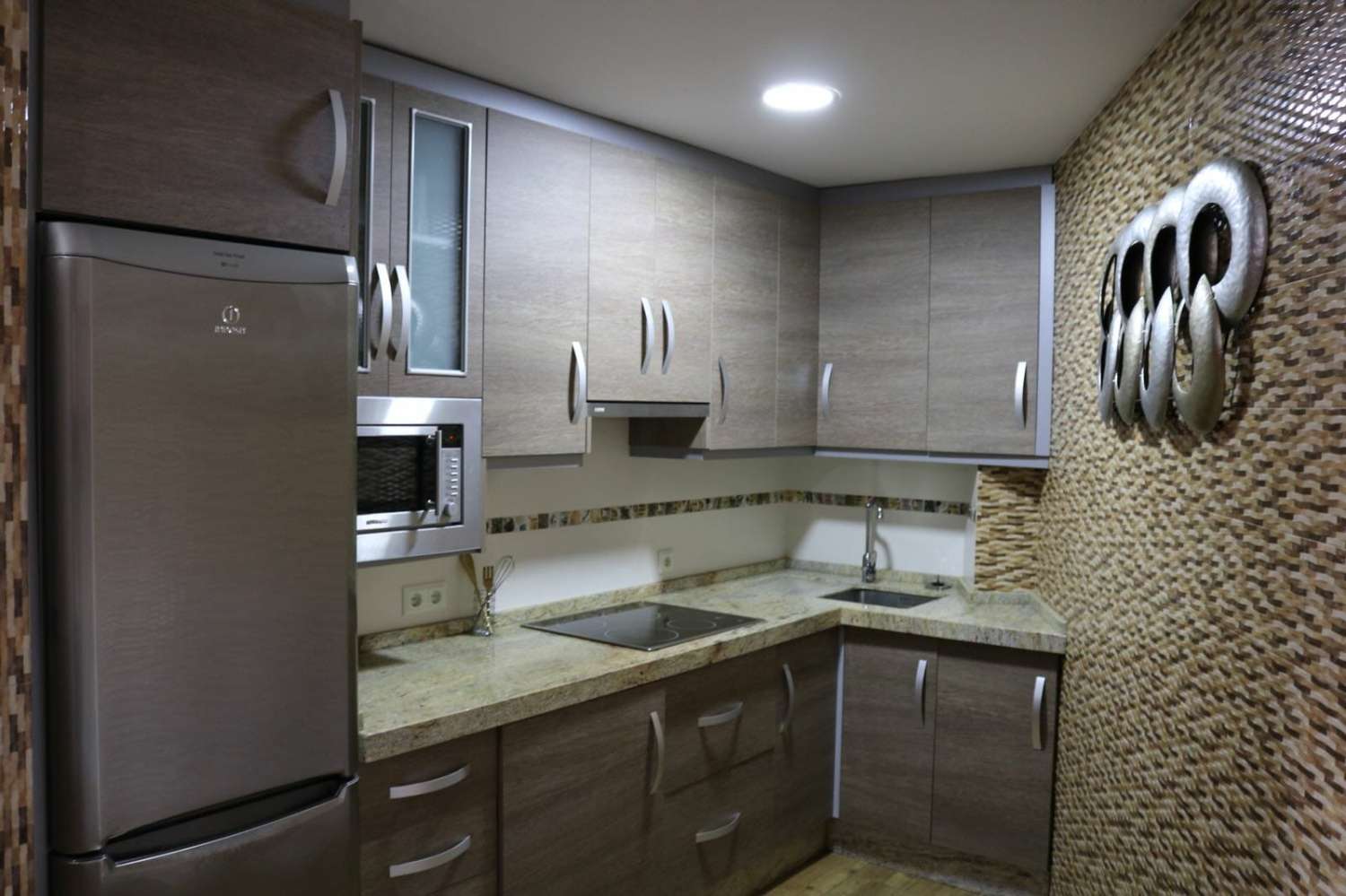 Petit Appartement saisonnière à Solymar - Puerto Marina (Benalmádena)