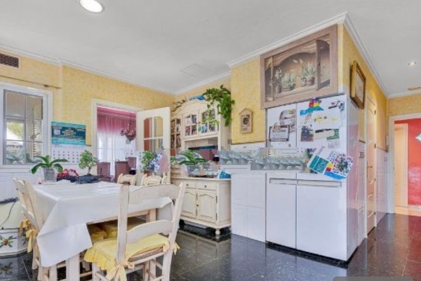 SE VENDE MAGNIFICO CHALET INDEPENDIENTE EN BENALMADENA