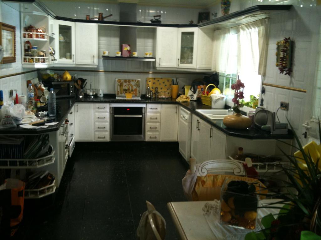 SE VENDE MAGNIFICO CHALET INDEPENDIENTE EN BENALMADENA