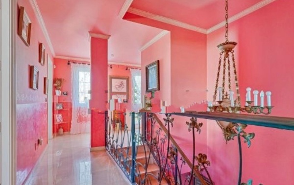 SE VENDE MAGNIFICO CHALET INDEPENDIENTE EN BENALMADENA