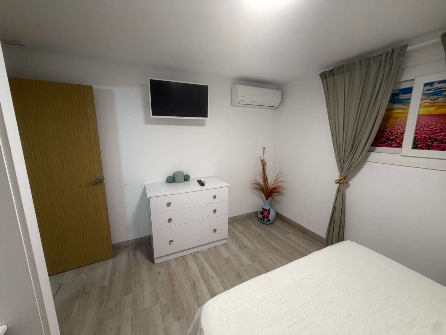 MELLOMTIDSLEIE FRA 20.9.26-31.5.27 FIN LEILIGHET I FØRSTE ETASJE I BENALMADENA