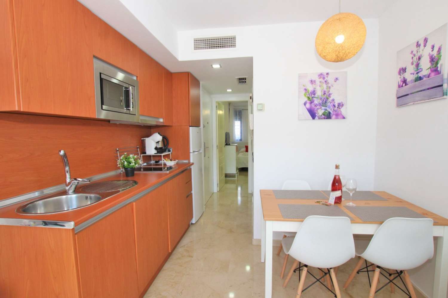 Se vende precioso apartamento a 250 metros de la playa en Benalmádena