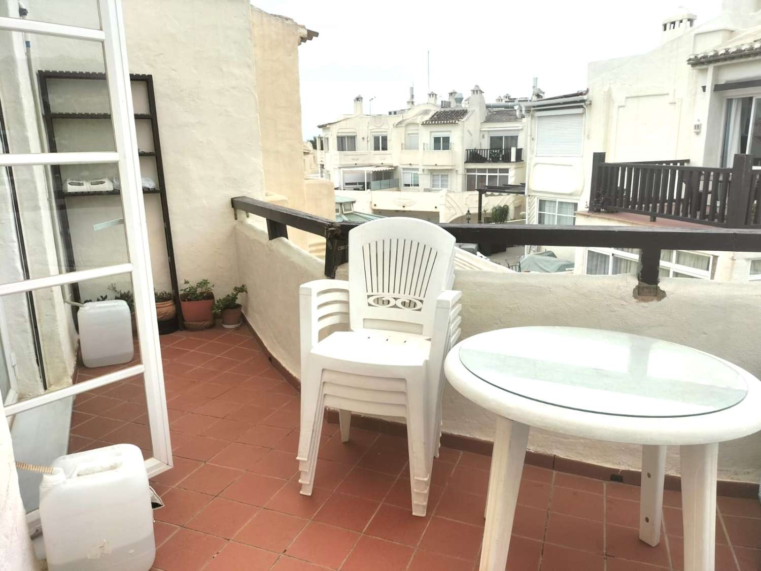 Petit Appartement saisonnière à Solymar - Puerto Marina (Benalmádena)