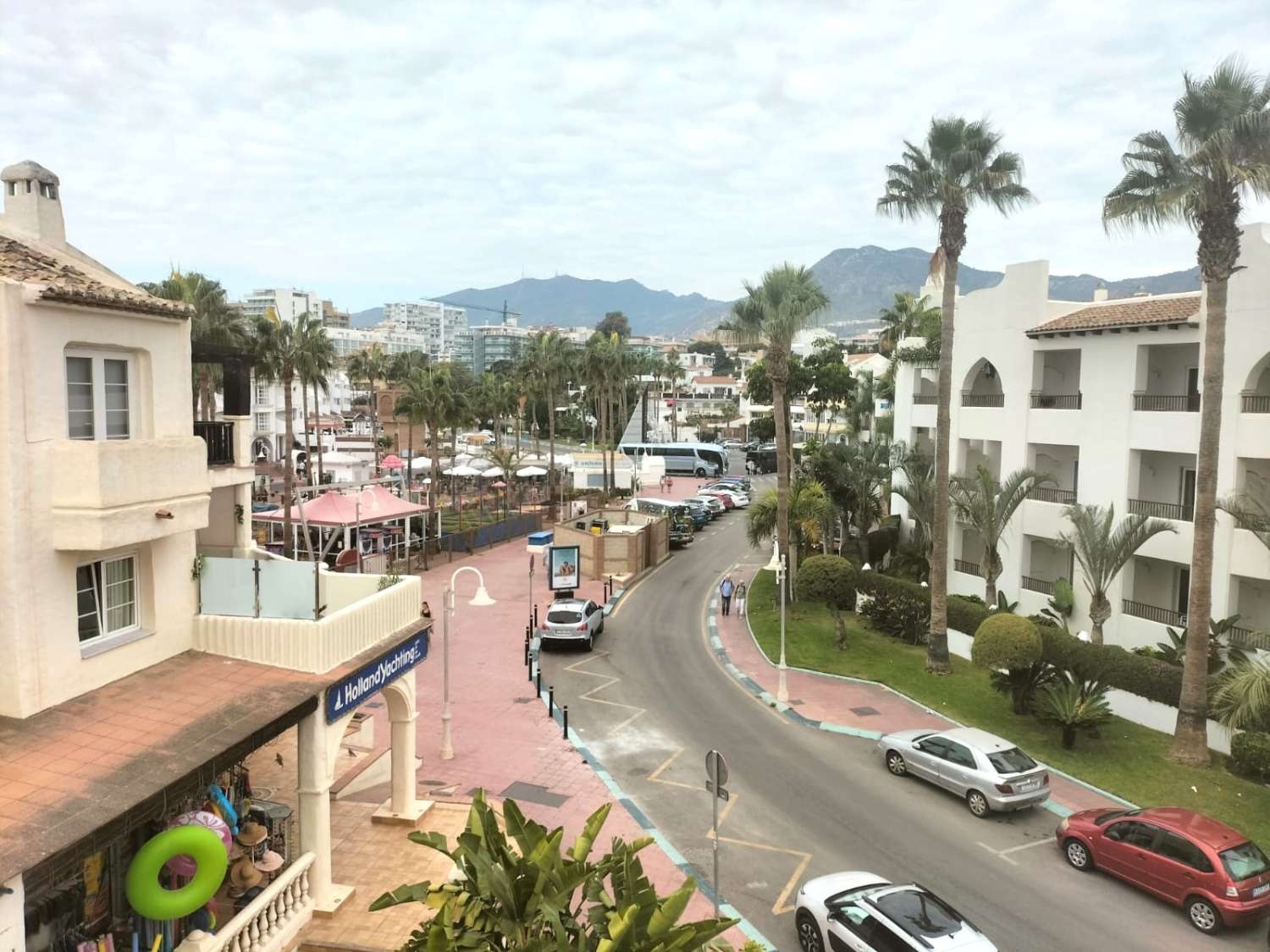 Petit Appartement saisonnière à Solymar - Puerto Marina (Benalmádena)