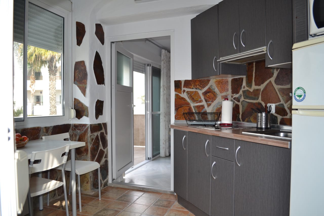 Petit Appartement saisonnière à Solymar - Puerto Marina (Benalmádena)