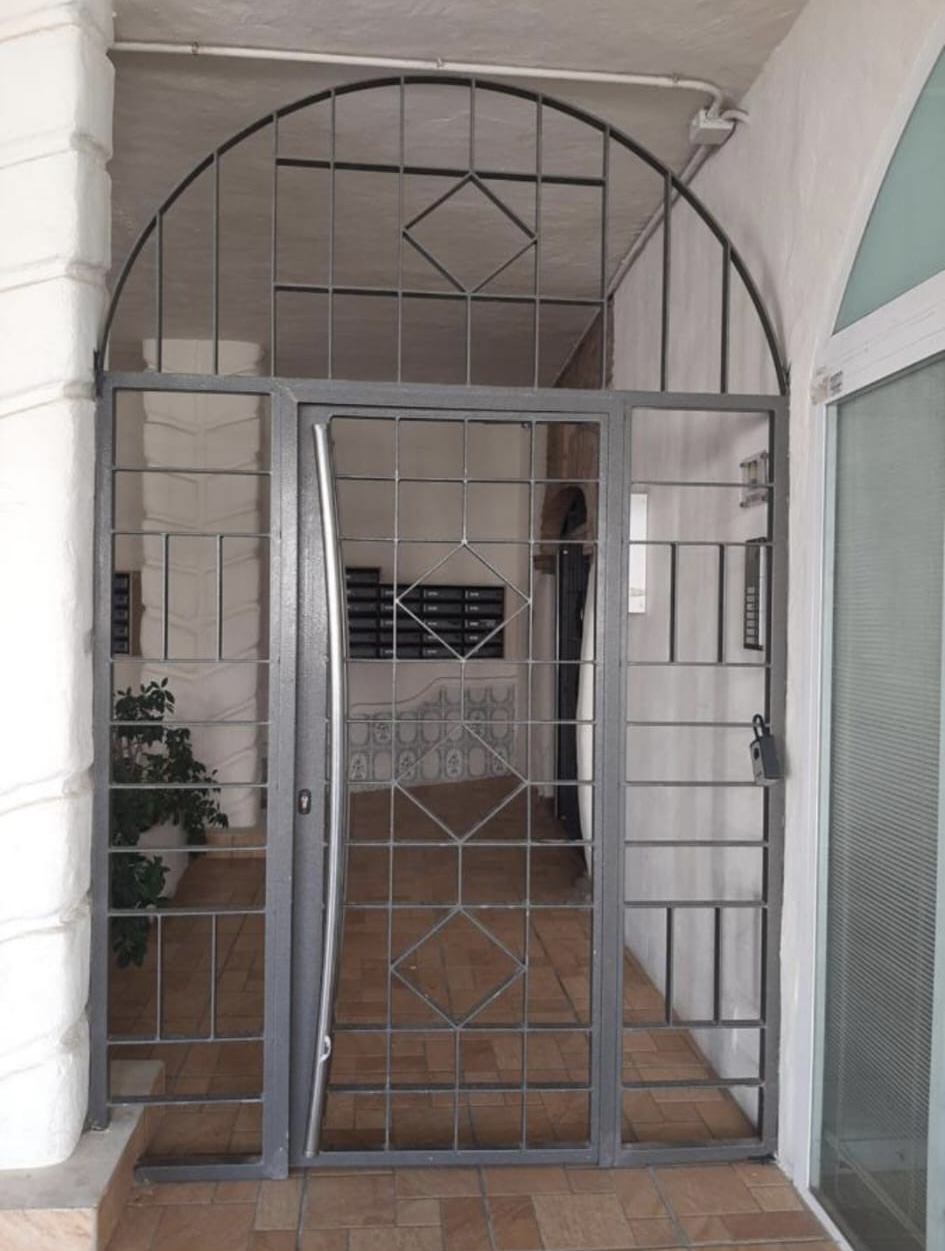 Petit Appartement saisonnière à Solymar - Puerto Marina (Benalmádena)