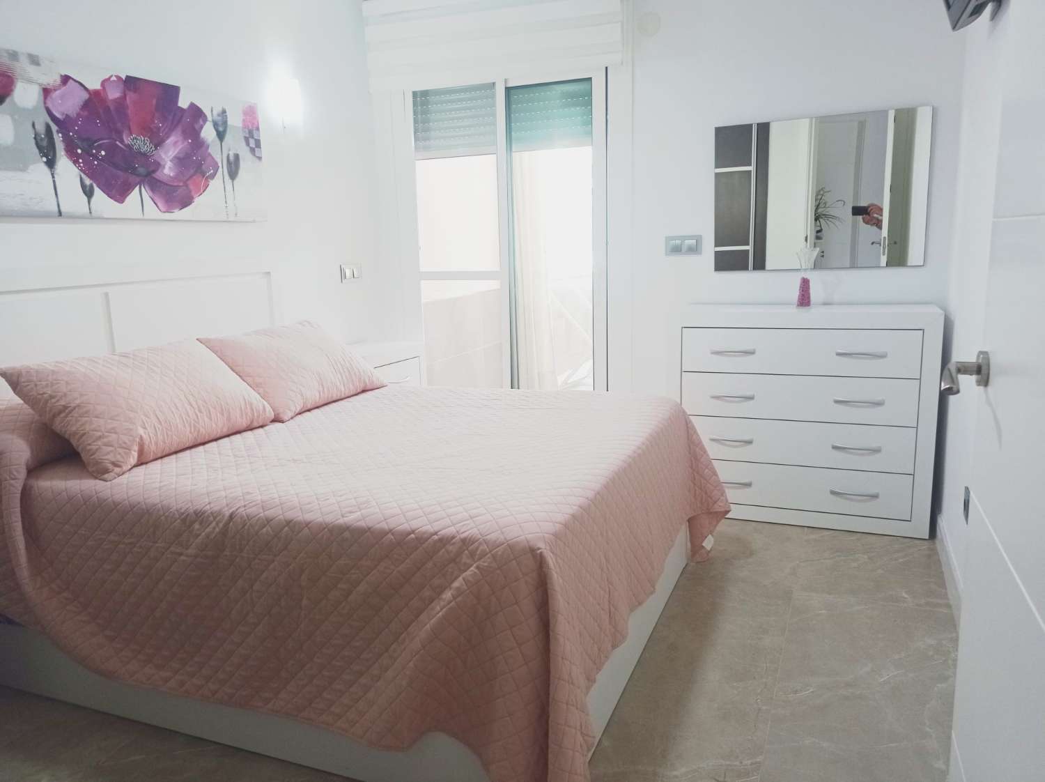 IN AFFITTO DAL 1.12.26 AL 28.2.27 BEL APPARTAMENTO A PUERTO MARINA (BENALMADENA)