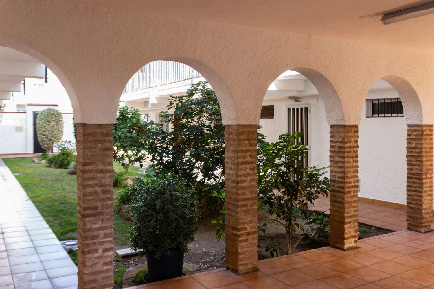 Petit Appartement saisonnière à Solymar - Puerto Marina (Benalmádena)