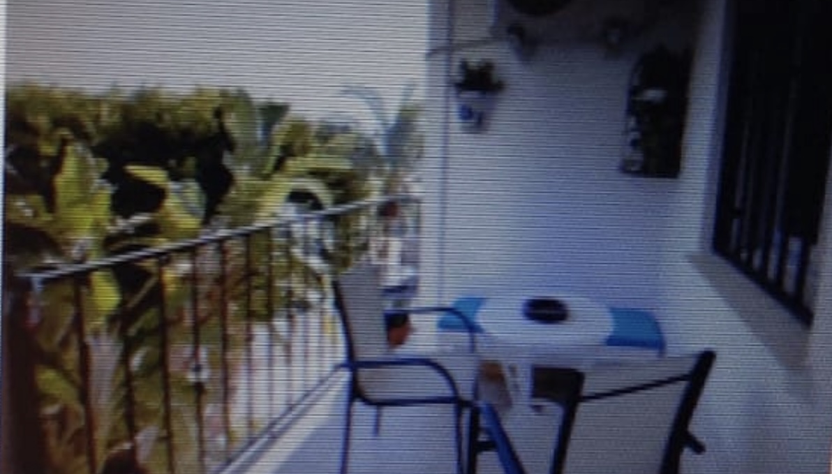 Il est désormais loué pour une durée maximale de 10 mois dans un bel appartement à Arroyo de la Miel. Ce n’est pas à long terme,