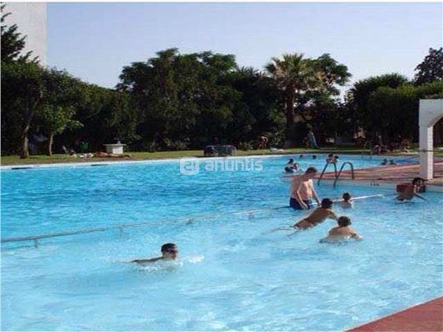 À LOUER DU 1.9.26 AU 30.6.27 APPARTEMENT AGRÉABLE ET DOUILLET AVEC VUE SUR LA MER À BENALMADENA.