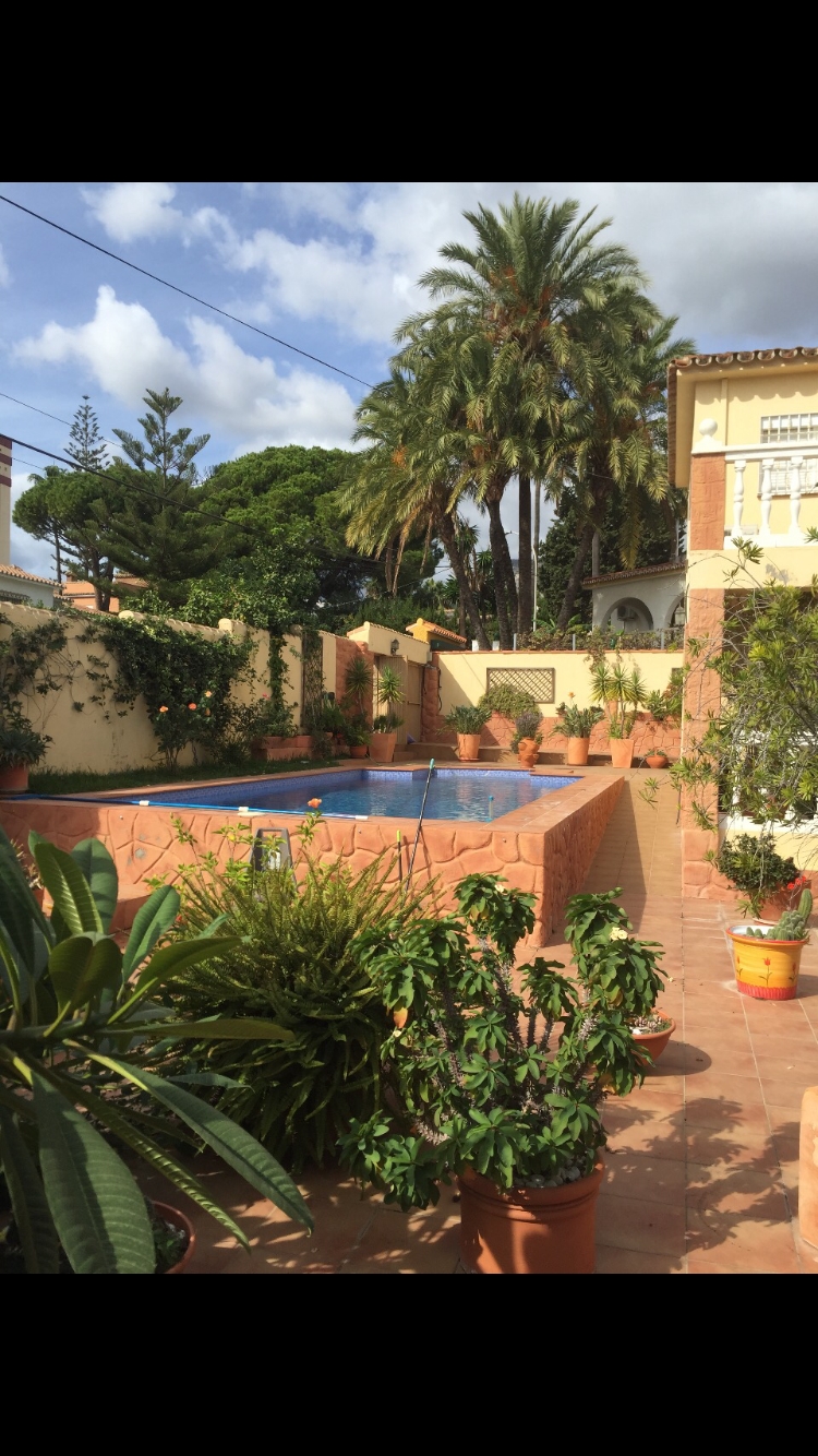 Villa uthyres i Solymar - Puerto Marina (Benalmádena)