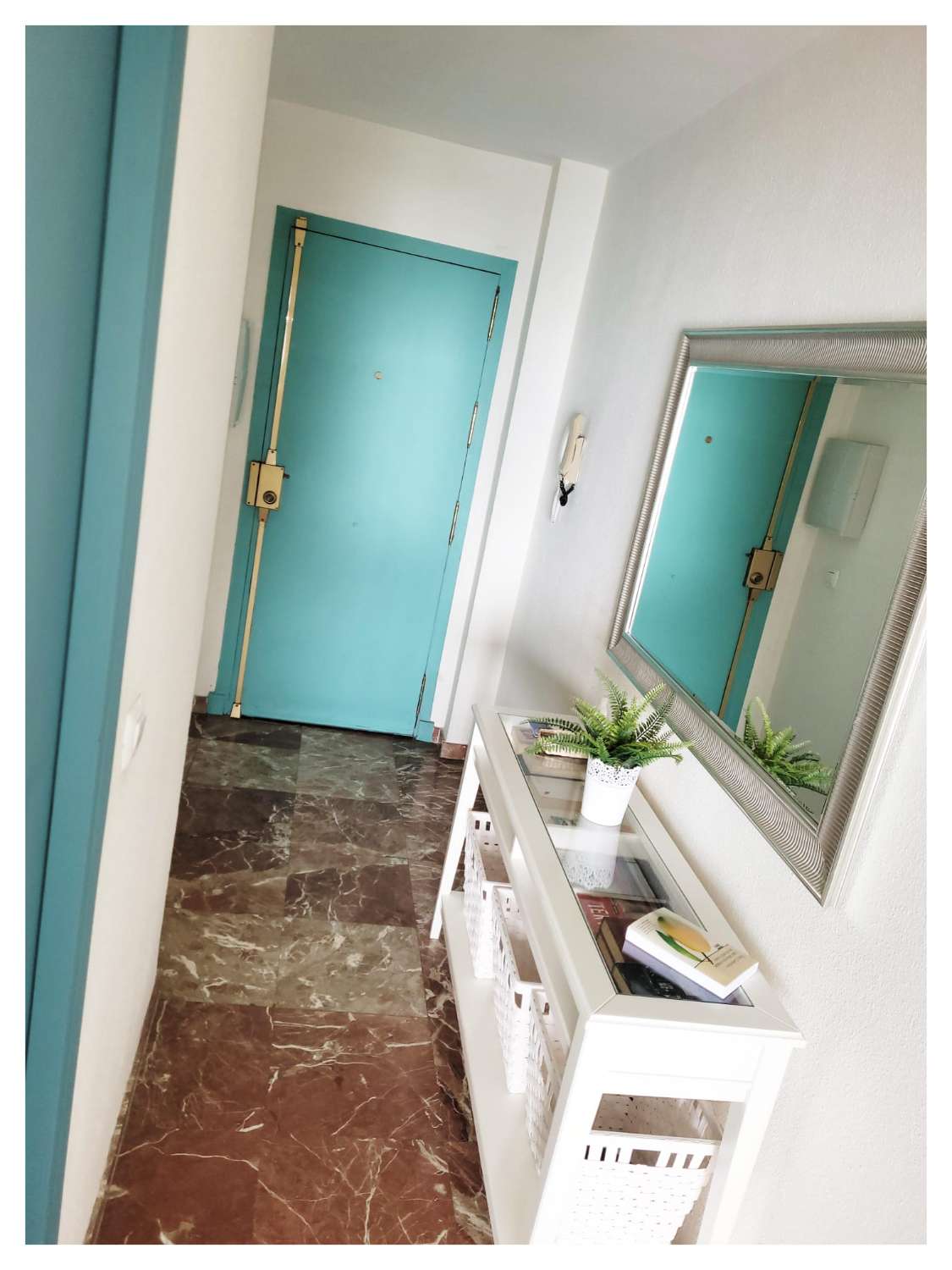 Pieni huoneisto kausiluonteinen Fuengirola