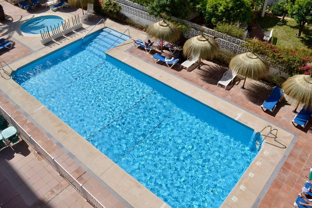 Pieni huoneisto kausiluonteinen Fuengirola