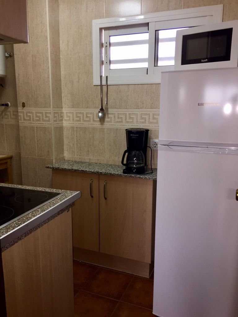 Pieni huoneisto kausiluonteinen Fuengirola