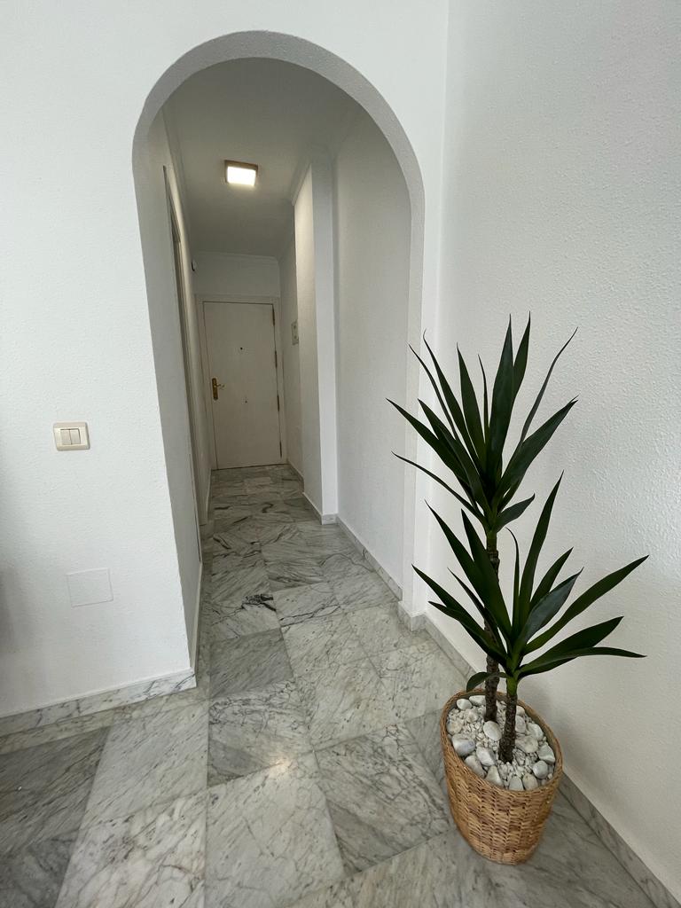 Pieni huoneisto kausiluonteinen Fuengirola