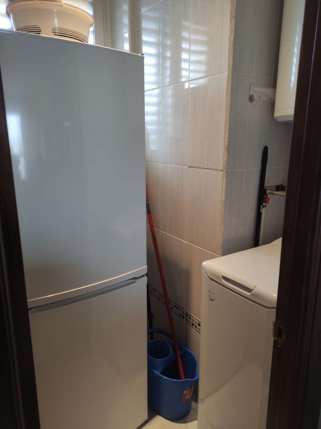 Pieni huoneisto kausiluonteinen Zona Puerto Deportivo (Fuengirola)