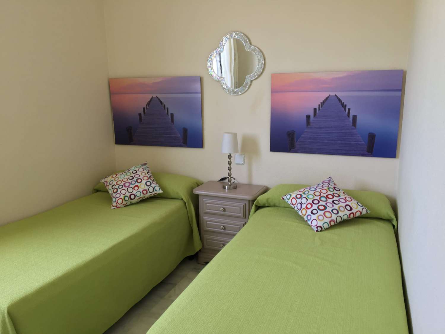 VUOKRATTAVISSA 01.09.2026–30.06.2027 KAUNIS KAKSIKERROKSITALO TORREBLANCA DEL SOLISSA (FUENGIROLA)