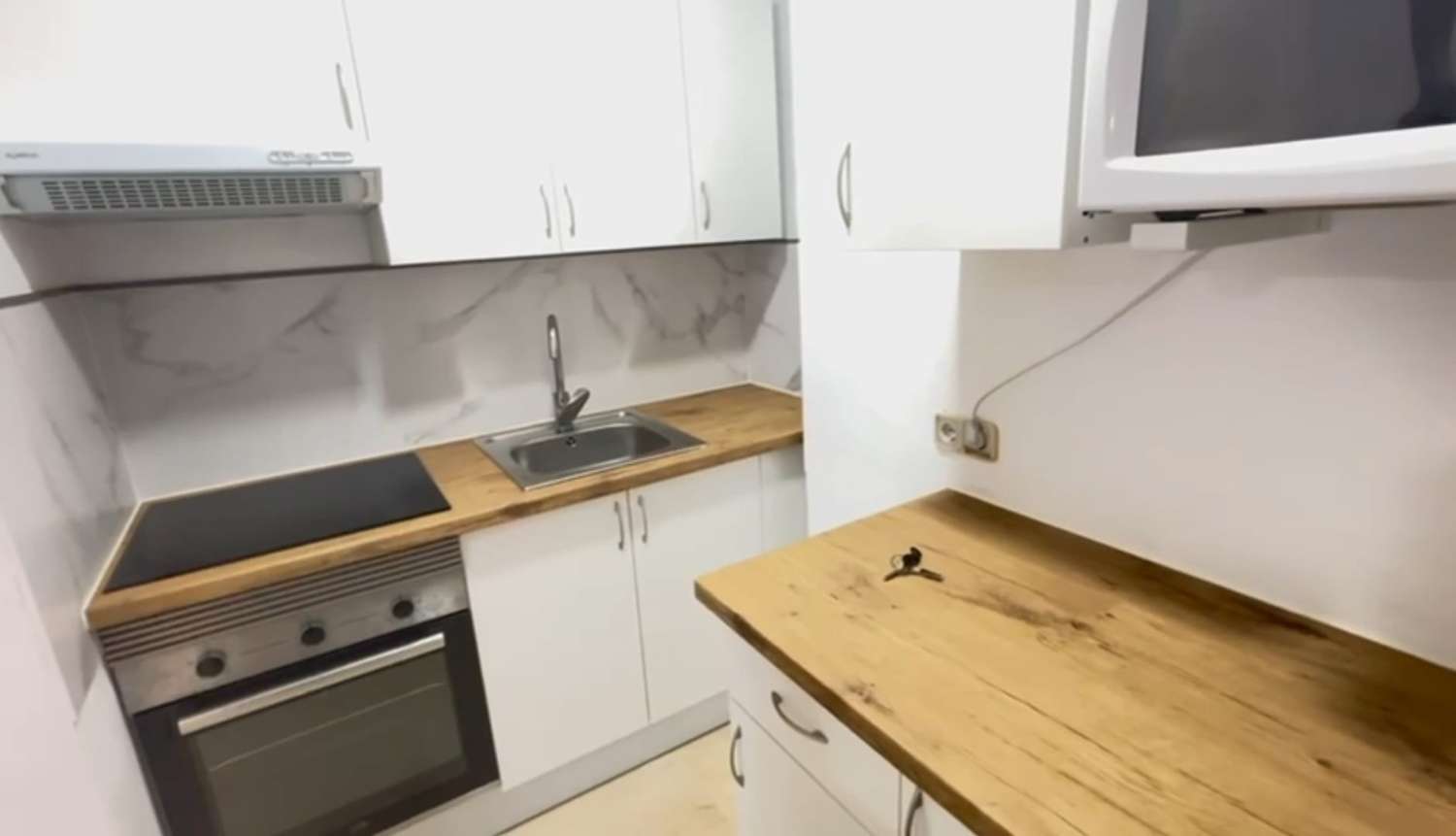 Pieni huoneisto kausiluonteinen Fuengirola