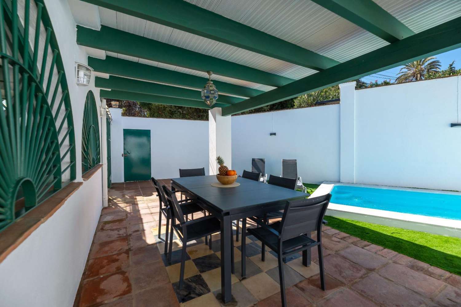 PRACHTIGE VILLA TE KOOP IN NUEVA ANDALUSIË (MARBELLA)