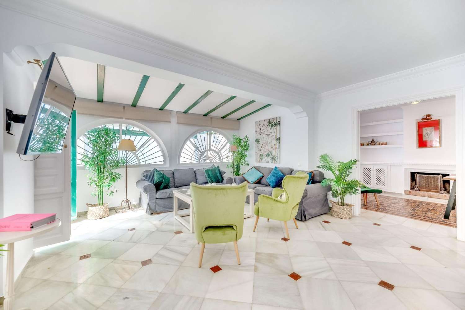 PRACHTIGE VILLA TE KOOP IN NUEVA ANDALUSIË (MARBELLA)