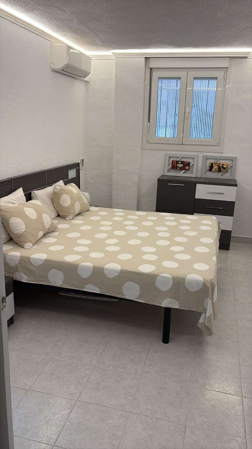 IL EST LOUÉ À PARTIR DE MAINTENANT JUSQU’AU 09/06/2026 ET DU 01/09/2026 AU 30/06/2027. MAGNIFIQUE APPARTEMENT À MIJAS COSTA AVEC DES VUES SPECTACULAIRES.