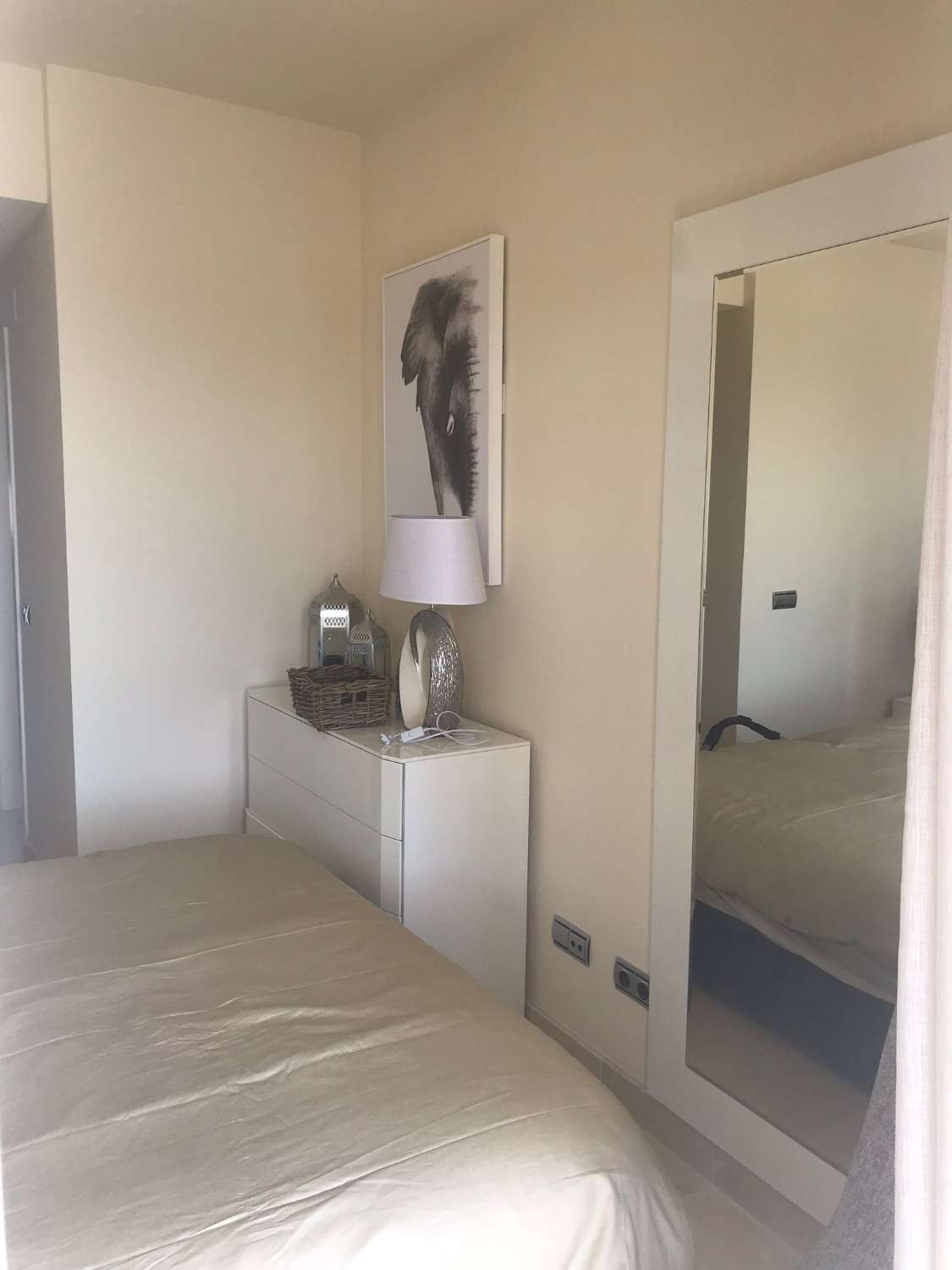 BRAND NEW APARTMENT FOR SALE NEAR GOLF COURSE IN MIJAS AREA CERRO DEL AGUILA