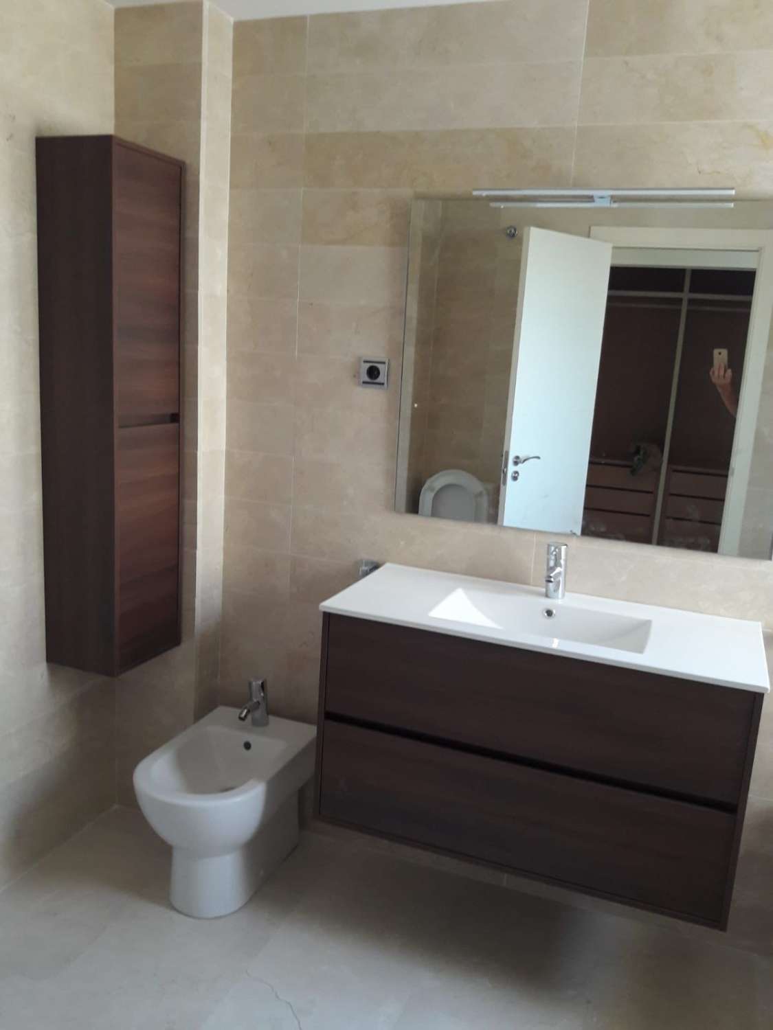 BRAND NEW APARTMENT FOR SALE NEAR GOLF COURSE IN MIJAS AREA CERRO DEL AGUILA