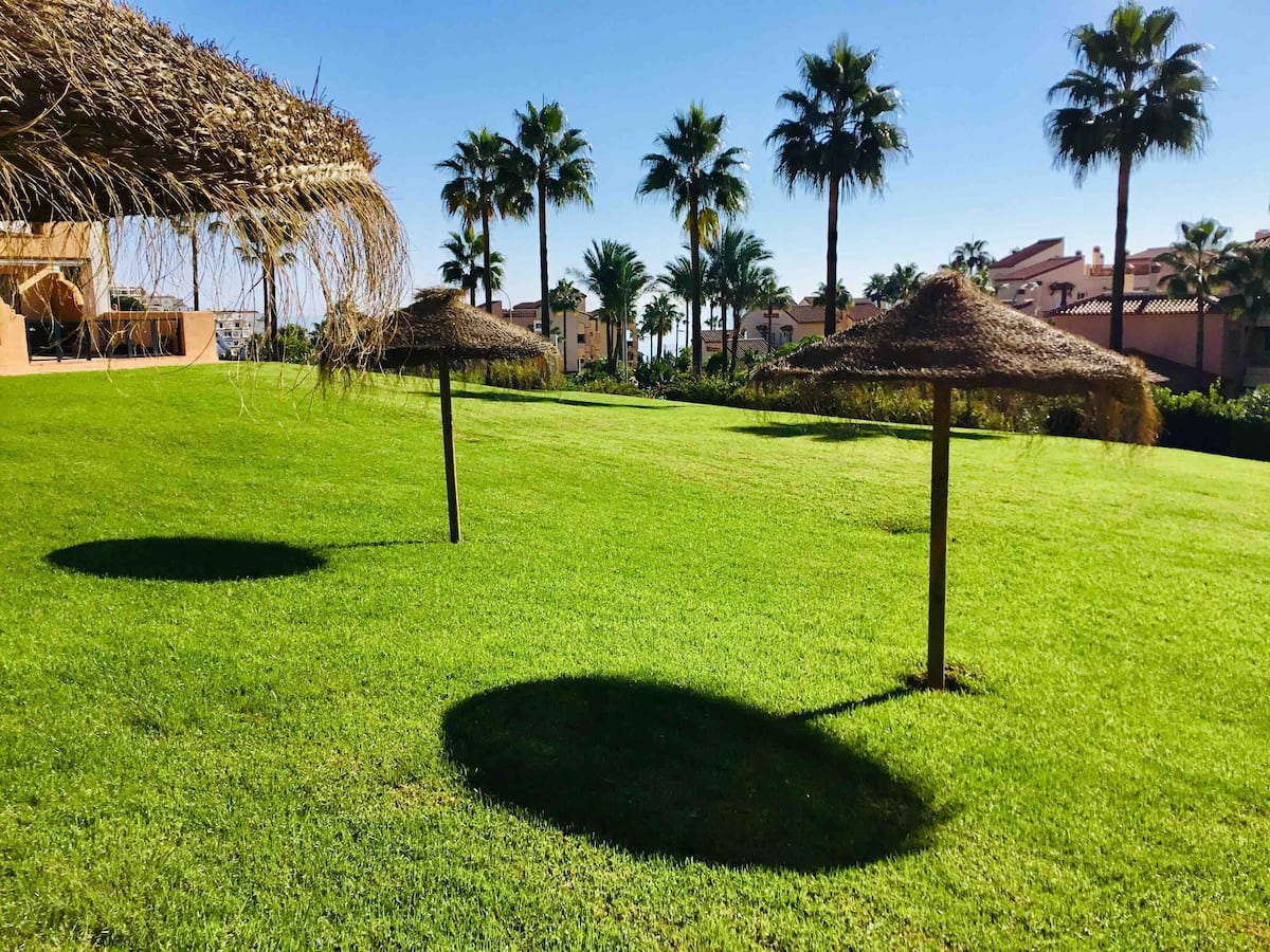 À LOUER DU 01/11/2026 AU 31/05/2027 MAGNIFIQUE PENTHOUSE À MIJAS COSTA AVEC UNE VUE SPECTACULAIRE SUR LA MER