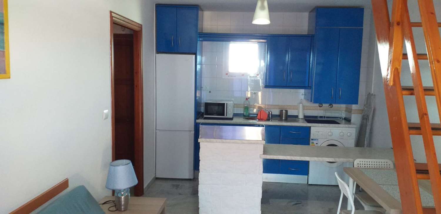 À LOUER DU 01/11/2026 AU 31/05/2027 MAGNIFIQUE PENTHOUSE À MIJAS COSTA AVEC UNE VUE SPECTACULAIRE SUR LA MER