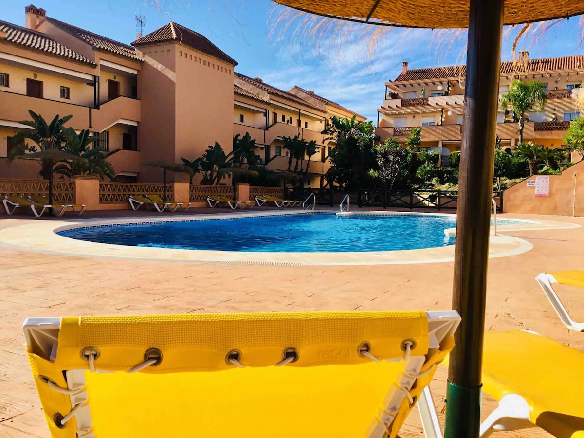 À LOUER DU 01/11/2026 AU 31/05/2027 MAGNIFIQUE PENTHOUSE À MIJAS COSTA AVEC UNE VUE SPECTACULAIRE SUR LA MER