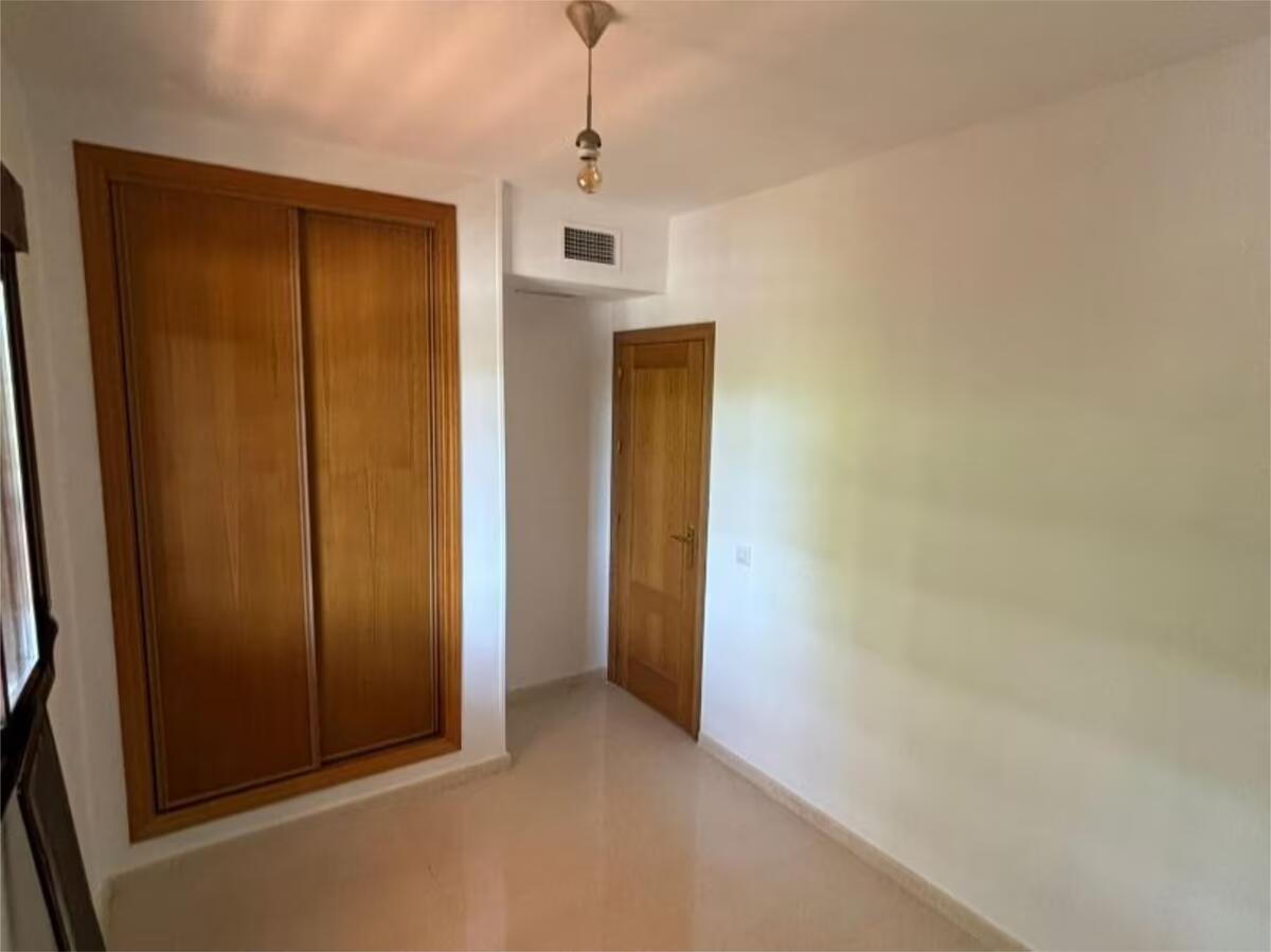 PRACHTIG APPARTEMENT MET ZEEZICHT TE KOOP IN DE WIJK TORREMOLINOS EL PINILLO