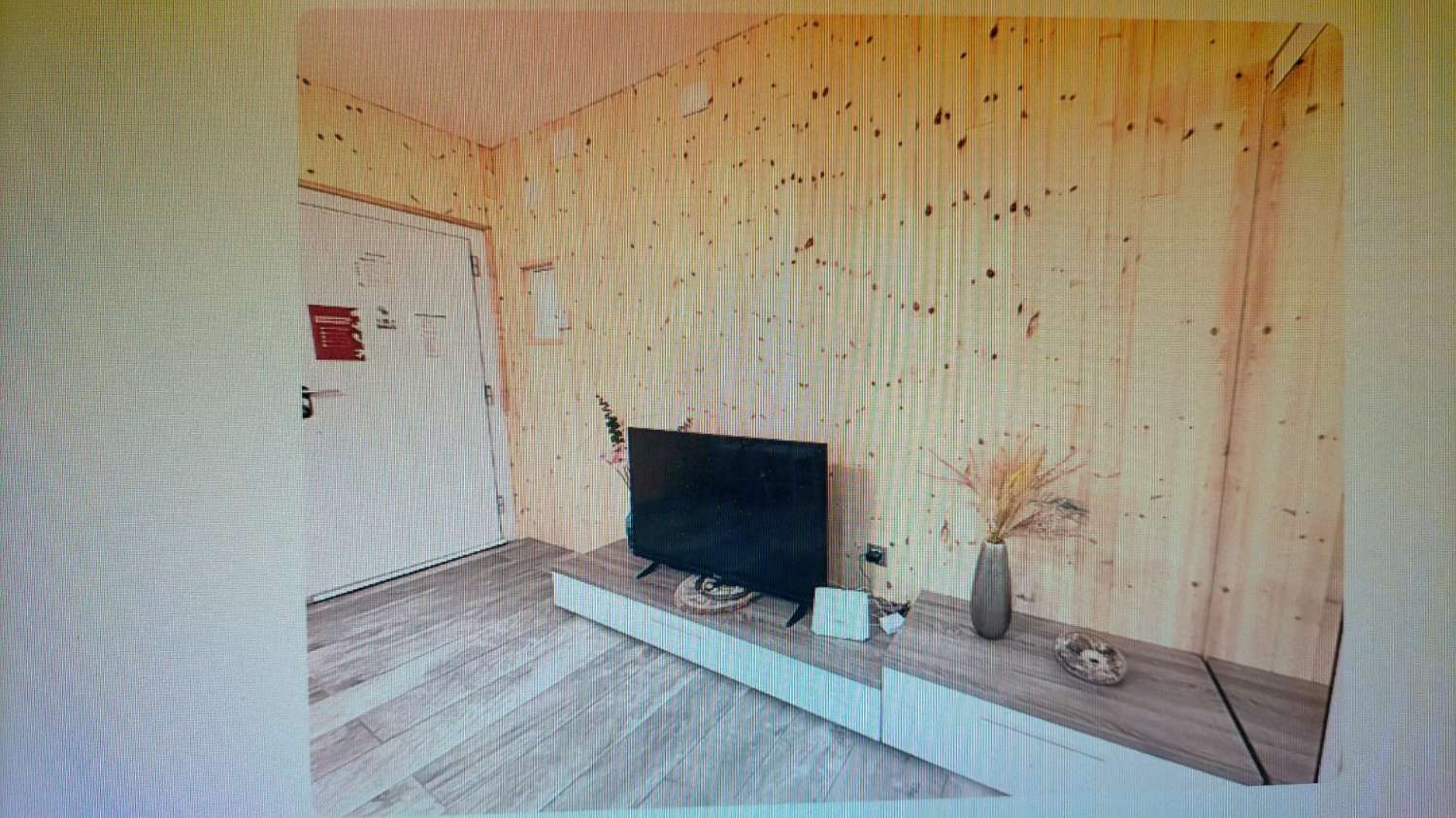 LOUÉ DU 1.9.26 AU 31.5.27 STUDIO À LA CARIHUELA (TORREMOLINOS)